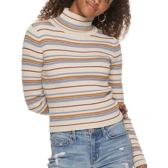 (NWT) Juniors' Pink Republic Long Sleeve Sweater, XL (15/16) - Picture 1 of 6